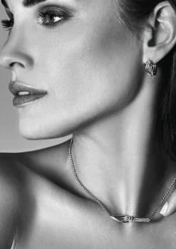 Best Zinzi Mart Visser by zilveren luxe oorringen 18x8mm geknoopte vorm bezet met witte zirconia's MVO19