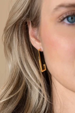 Online Zinzi 33mm Gold 14 karaat gouden oorstekers met grote strakke rechthoeksvorm. Grootte 33 x 2,4mm. ZGO483