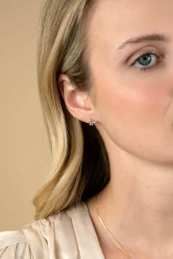 Online Zinzi 8mm Gold 14 krt gouden fantasie oorknoppen met rechthoekige baguette geslepen zirkonia's en ronde witte zirkonia's ZGO511