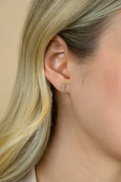 Outlet Zinzi 7mm Gold 14 krt gouden fantasie oorstekers, bezet met witte zirkonia's ZGO545