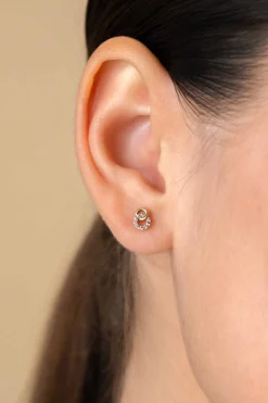 New Zinzi 6,5mm Gold 14 krt gouden oorstekers verbonden open rondjes, glad en bezet met witte zirconia's ZGO471