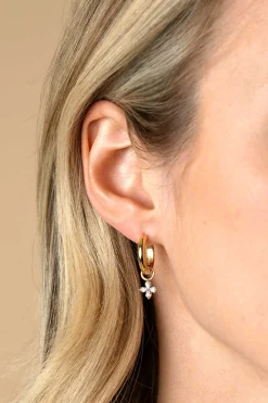 Discount Zinzi 13mm gold plated zilveren oorbedels met bloem bezet met 4 druppelvormige zirconia's ZICH2624 (zonder oorringen)