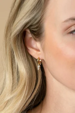 Discount Zinzi 13mm gold plated zilveren oorbedels met drie peervormige zettingen in aflopende grootte, bezet met witte zirconia's ZICH2631 (zonder oorringen)