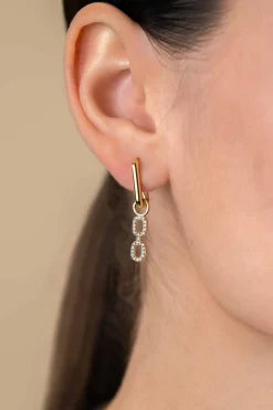 Sale Zinzi 19mm gold plated zilveren oorbedels met trendy ovale schakels, schitterend bezet met witte zirconia's ZICH2552Y (zonder oorringen)