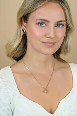 New Zinzi 17mm gold plated zilveren oorstekers in druppelvorm met witte zirkonia's ZIO2708Y