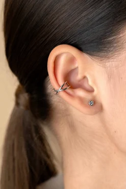 Clearance Zinzi 12,5mm zilveren ear cuff cross-over gladde buis 5,5mm breed per stuk geprijsd ZIO-CUFF5