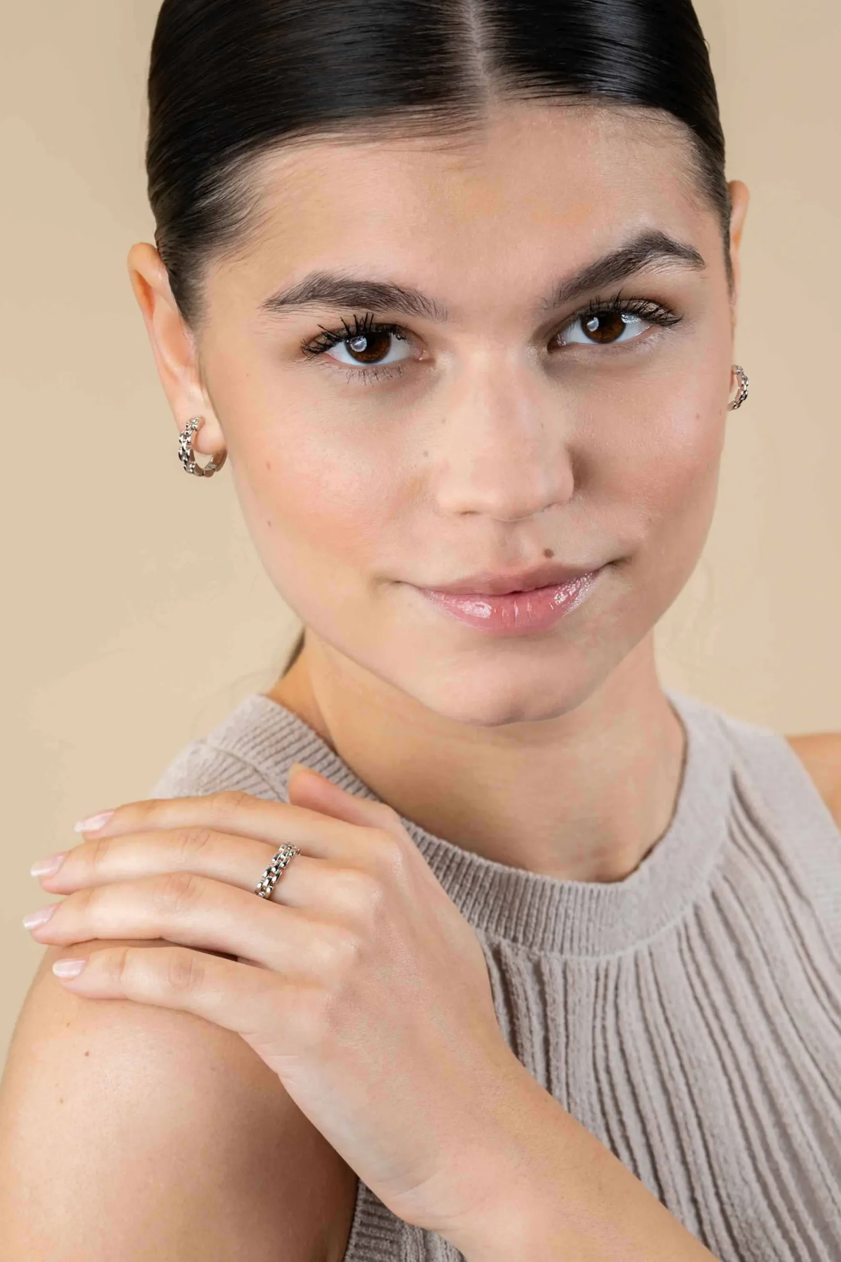Clearance Zinzi 16mm zilveren oorringen met rolex-style schakels 4mm breed en luxe klapsluiting ZIO2556