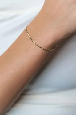 Best Zinzi Gold 14 karaat gouden massieve armband met glanzende fantasie plaatjes 1,7mm breed 17-19cm ZGA497
