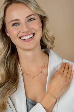 Best Zinzi gold plated zilveren schakel armband 9mm breed met witte zirkonia's en gladde bolletjes 17-19cm ZIA2658