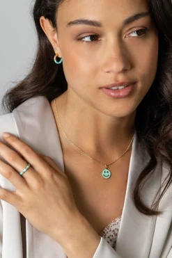 Hot Zinzi gold plated zilveren hanger smiley rond 15mm met turquoise emaille ZIH2312T (zonder collier)