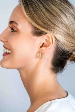 Online Zinzi gold plated zilveren luxe oorringen 18x3mm rechthoekig met witte zirconia's ZIO2222Y