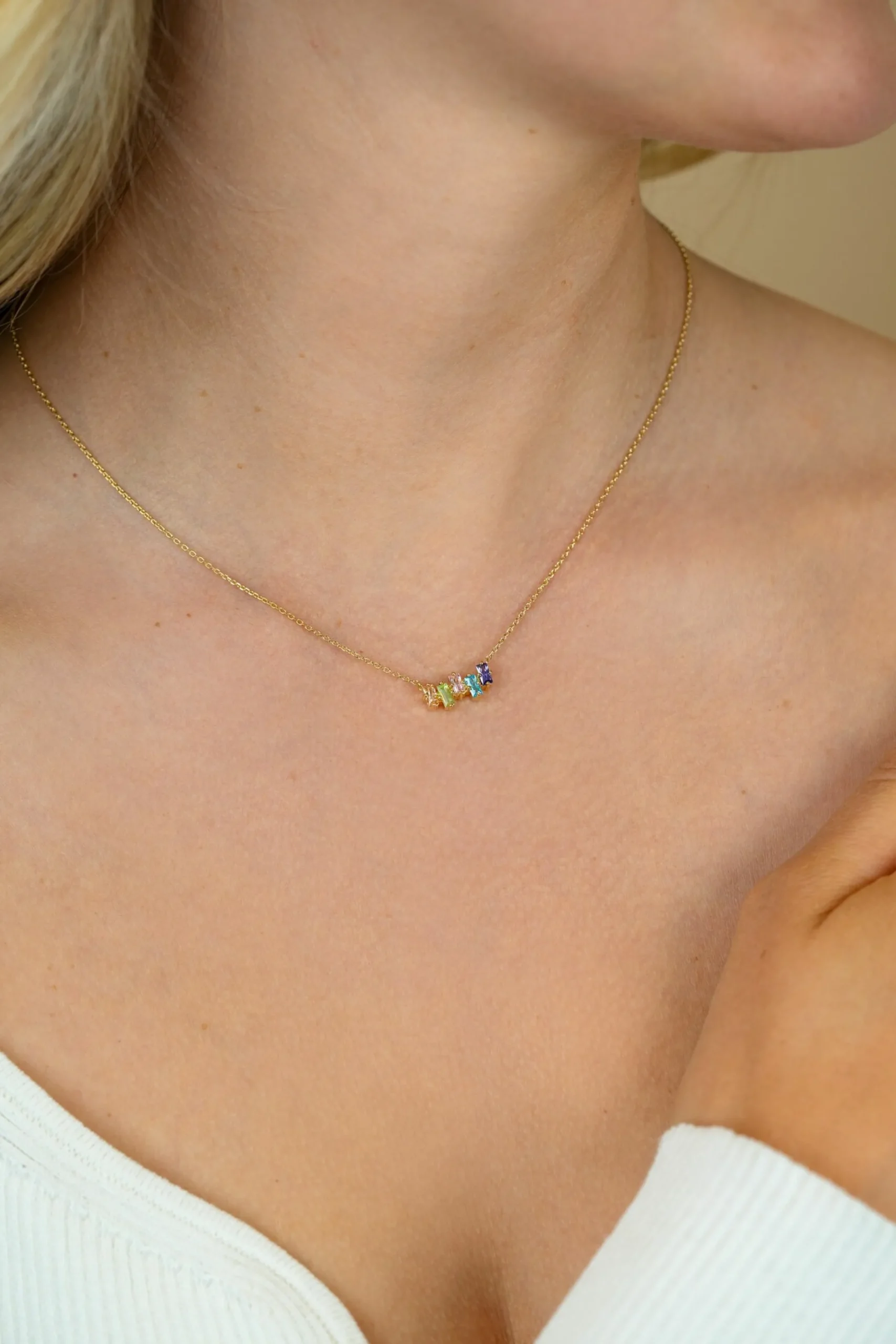 New Zinzi gold plated zilveren ketting met multi-color rechthoekige kleurstenen 42-45cm ZIC2739