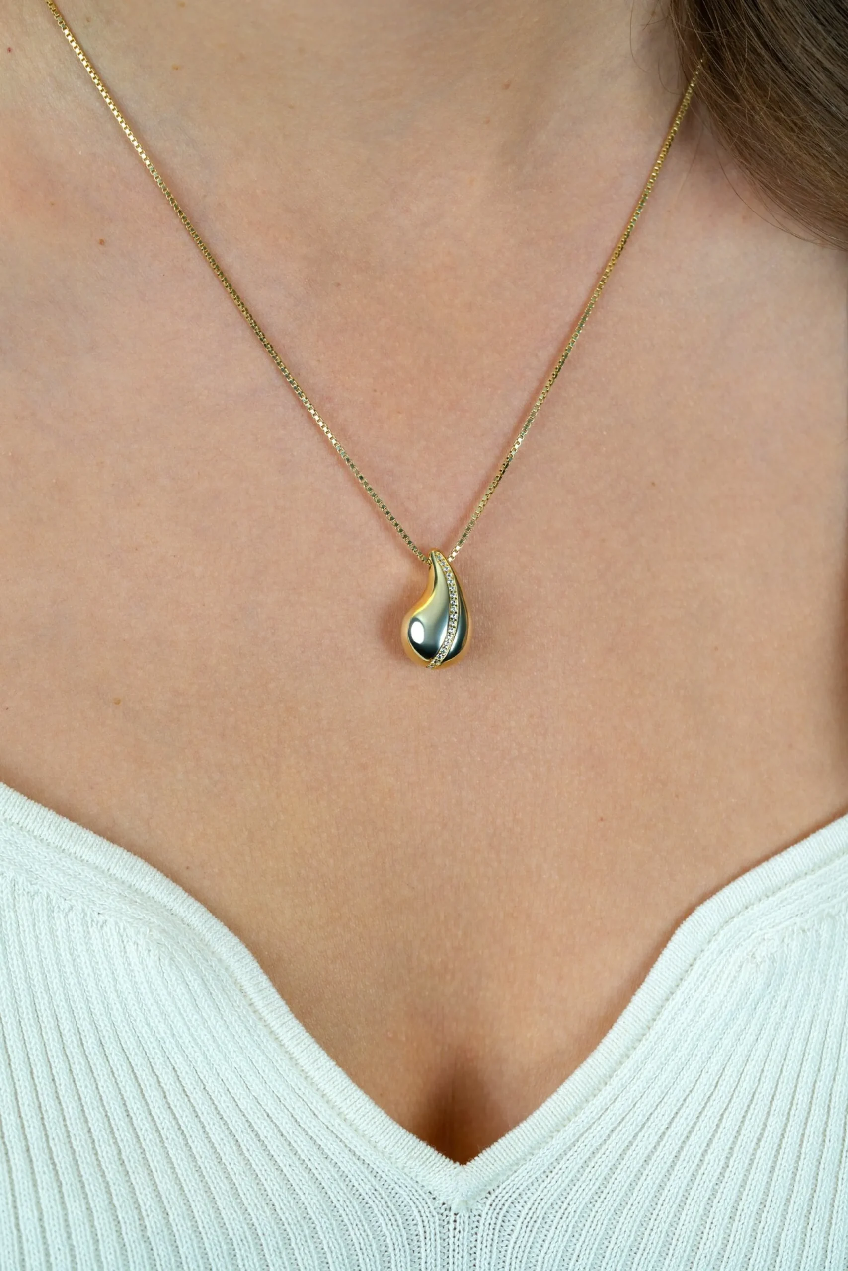 Zinzi gold plated zilveren venetiaanse ketting 45-48cm met druppelvormige hanger 20mm, golvende rij witte zirkonia's ZIC2707Y