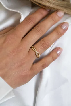 Hot Zinzi gold plated zilveren ring met drie trendy ovale schakels, schitterend bezet met witte zirconia's ZIR2398Y