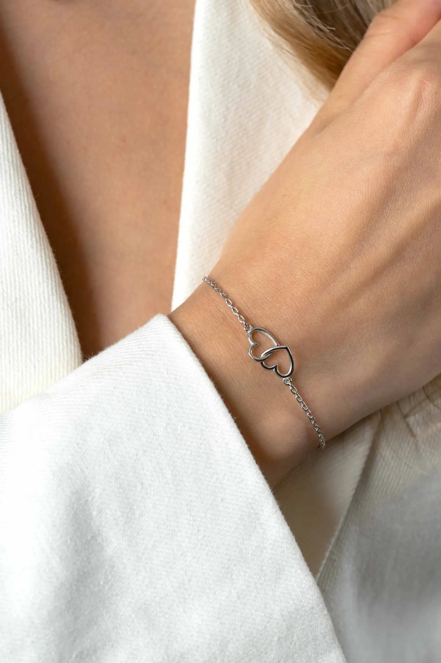 Best Zinzi zilveren armband met 2 verbonden hartjes 16,5-19,5cm ZIA2513