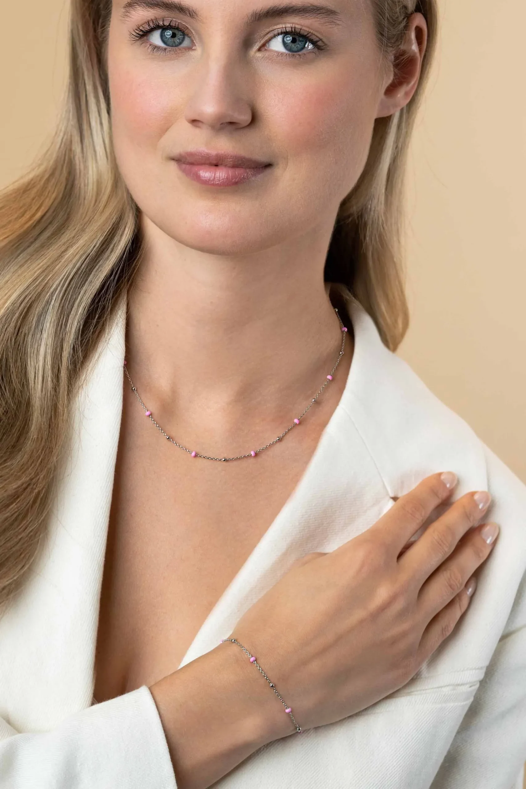 Discount Zinzi zilveren fantasie ketting met 13 roze donuts en glanzende bolletjes 42-45cm ZIC2510