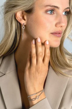 Hot Zinzi zilveren fantasie schakel armband (2,3mm breed) waarbij de ene helft bezet is met witte zirconia's 17-20cm ZIA2460