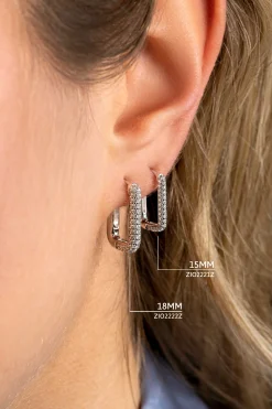 Hot Zinzi zilveren luxe oorringen 18x3mm rechthoekig met witte zirconia's ZIO2222Z