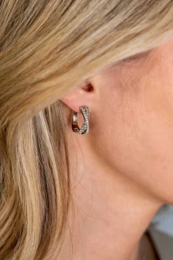 Clearance Zinzi zilveren luxe oorringen cross-over design: bezet met witte zirconia's en gourmet schakels 18x6mm ZIO2326