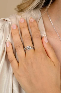 Online Zinzi zilveren multi-look ring (8mm breed) met 3 rijen, bezet met witte zirconia's ZIR2645