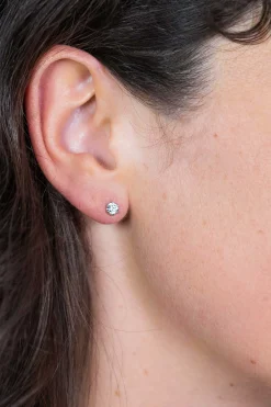 Online Zinzi zilveren oorknoppen 4,5mm zirconia wit chatonzetting ZIO1984