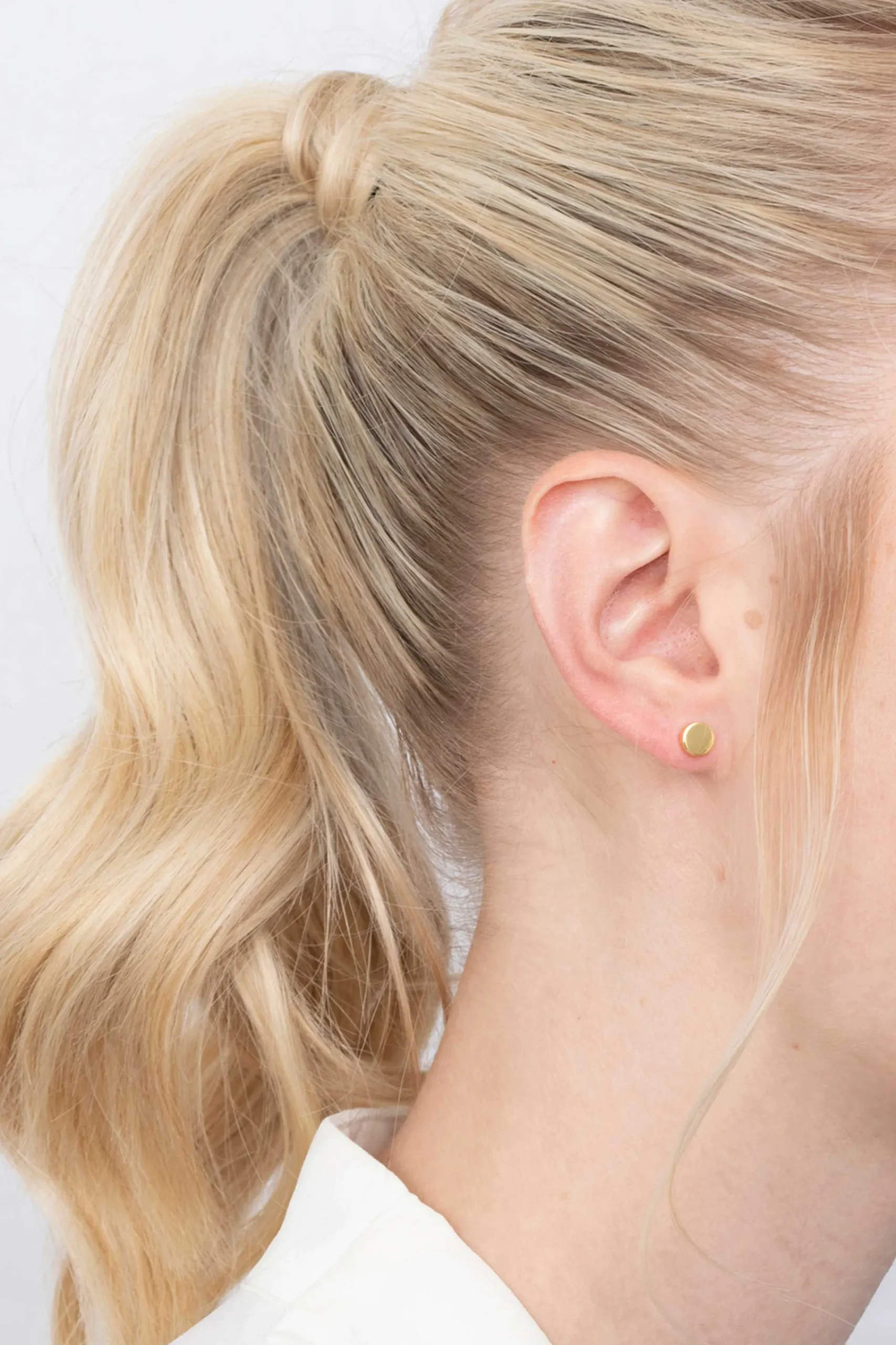 Hot Zinzi zilveren oorknoppen geel verguld glad rond 6mm ZIO1376G