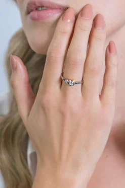 Discount Zinzi zilveren ring 14K geelverguld rond wit 6mm ZIR2146