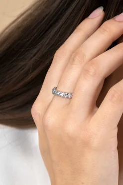 Sale Zinzi zilveren ring met smalle rechthoekjes, trapsgewijs naast elkaar geplaatst en schitterend bezet met witte zirconia's 4mm breed ZIR2547