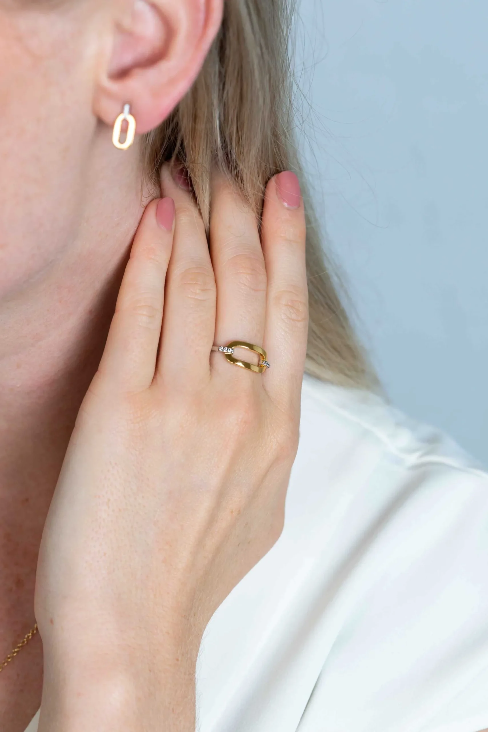 New Zinzi zilveren ring ovaalvorm met witte zirconia's ZIR2248