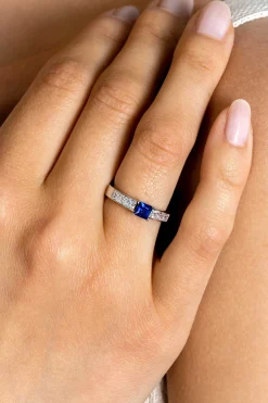 Hot Zinzi zilveren ring vierkant saffierblauw en witte zirconia's ZIR2453