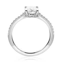 Hot Zinzi zilveren verlovingsring met een grote ronde witte zirkonia (6,5mm) in vierpootszetting en klein hartje aan de zijkant ZIR2696
